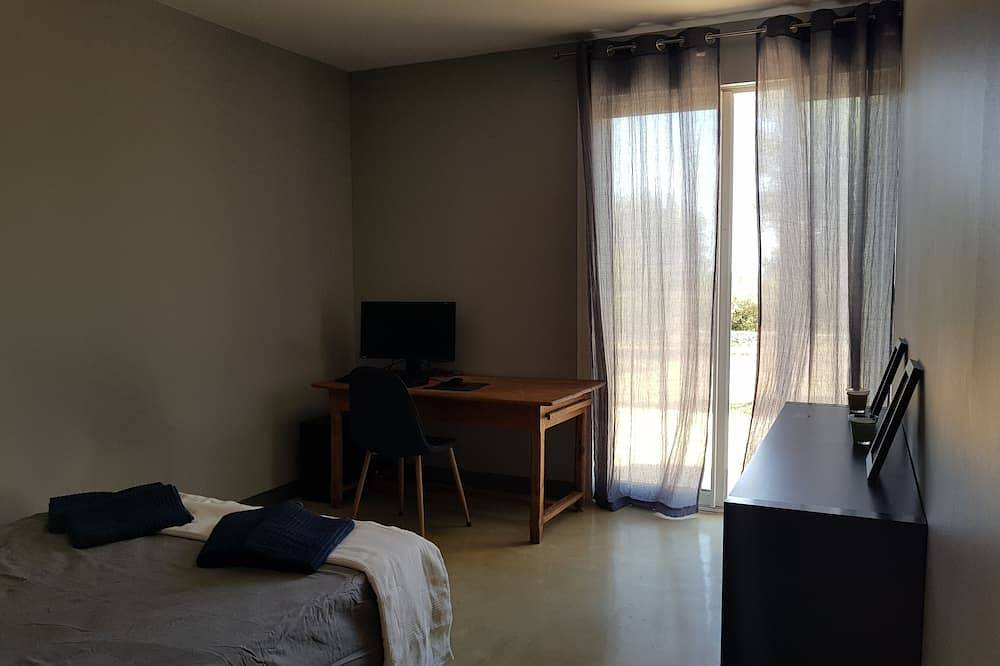 Villa in the south of France, exceptional setting, swimming pool, calm, wellness in Saint-Mathieu-de-Tréviers, Montpellier region