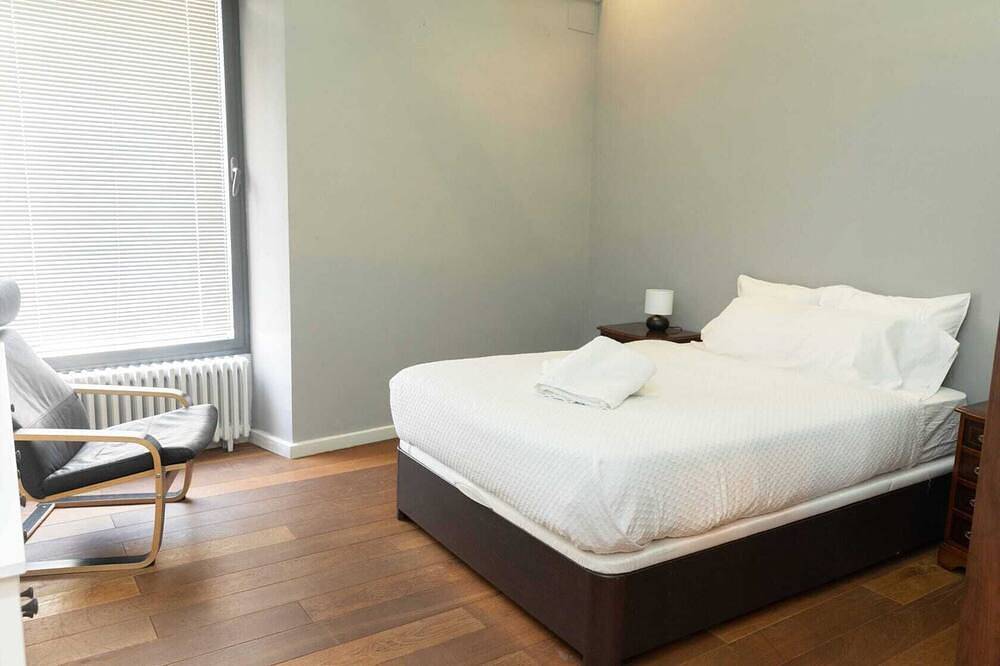 Detached house with garage and private garden in the center of Segovia in Segovia, Segovia Provinz