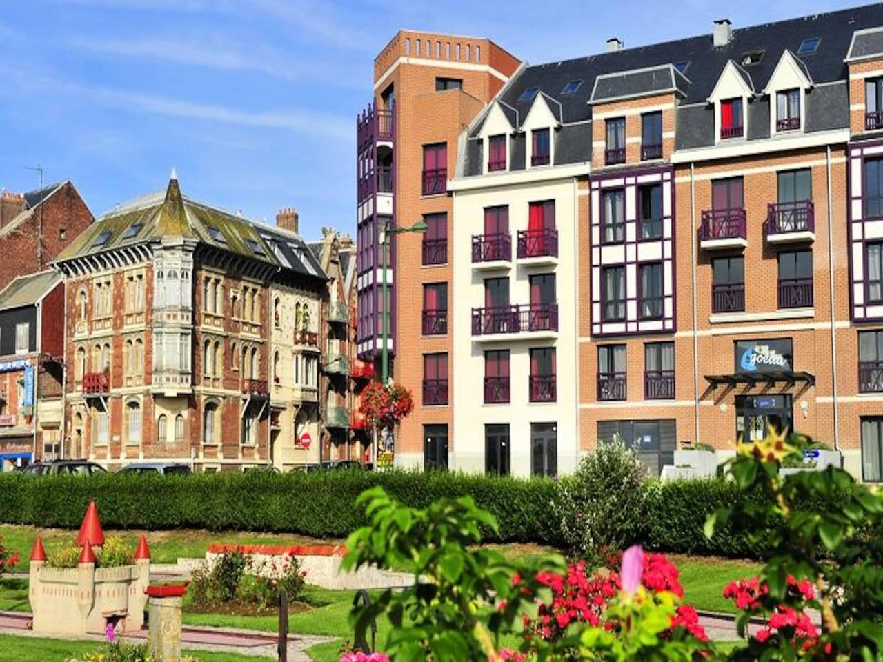 Entire apartment, 4 Rooms 8 People in Mers-les-Bains, Abbeville region