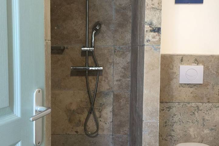 Gîte pour 2 personnes, avec jardin et terrasse à Le Bar-sur-Loup - 4