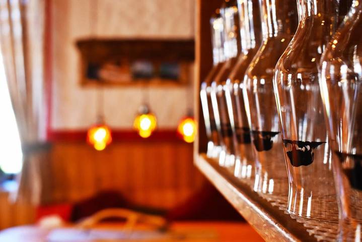 Gîte pour 2 personnes, avec jardin, animaux acceptés à Neustadt bei Coburg