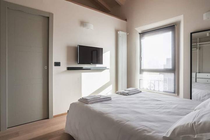Apartamento entero, Apartamento-Apartamento-Baño privado con ducha-Vista a la Ciudad-Deluxe in Bolonia, Provincia de Bologna