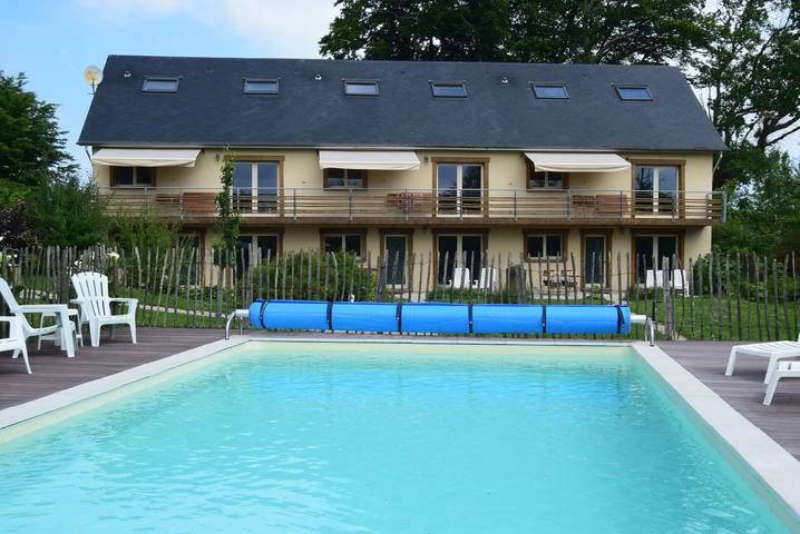 Gîte pour 4 personnes, avec piscine, animaux acceptés