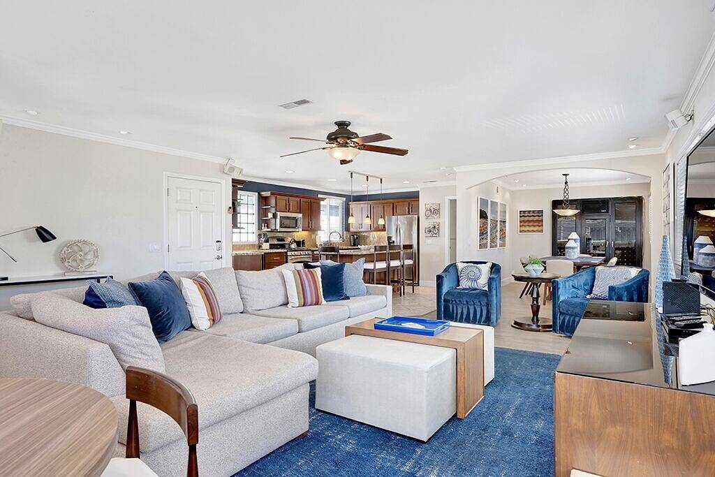 Stay at the Beach in Style! One House from the Sand! in Newport Beach, Orange County