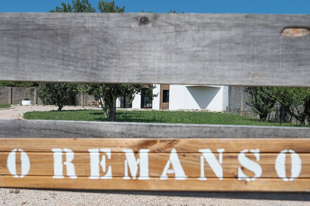 Charming house in Dexo, between pristine beaches and Atlantic forest in Oleiros (Espanha), Galician Coast