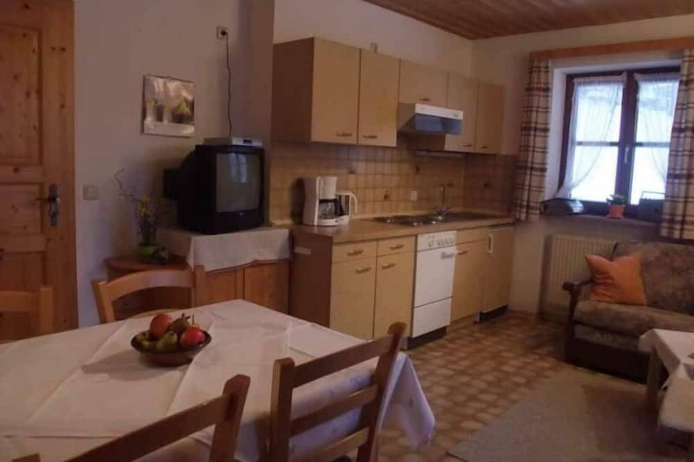 Ganze Wohnung, Ferienwohnung Nr. 1 Kehlstein für 1-3 Pers., 42 m², Schlafzimmer, Wohnküche, Bk in Bischofswiesen, Berchtesgadener Alpen