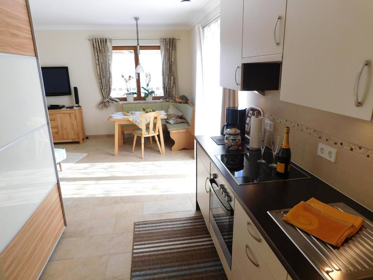 Appartement 'Am Rosengarten' met wifi en airconditioning, foto 14