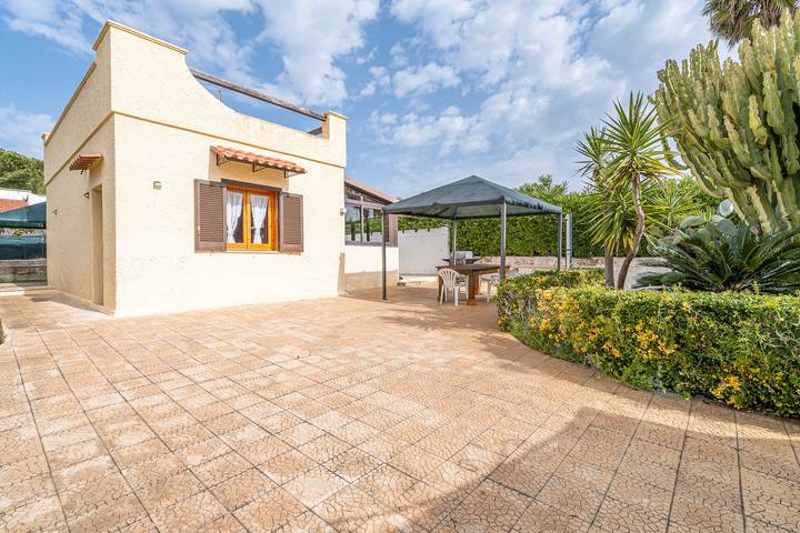 Apartament wakacyjny dla 4 osób, z ogród w Syrakuzy