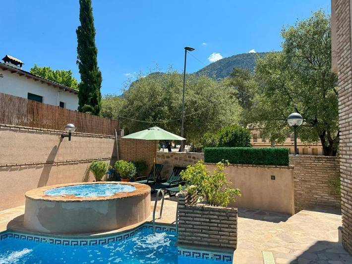 Apartamento para 6 personas, con Balcón y Terraza además de Piscina y Vistas en Arroyo Frío