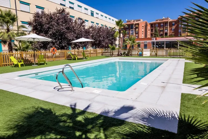 Apartamento de vacaciones para 2 personas, con jardín y piscina - 1