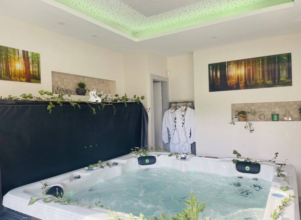 Maison de vacances avec jacuzzi illimité in Metz-Campagne