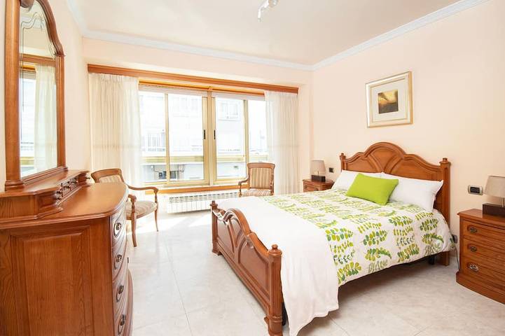 Appartement entier, Ag Flat Rio Miño Carballo, 700m from the center in Carballo, Province de La Corogne