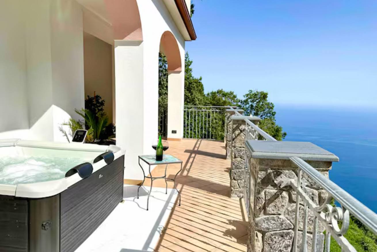 Appartamento intero, Villa del Moro Oltremare - seasonal jacuzzi in Pianillo, Agerola