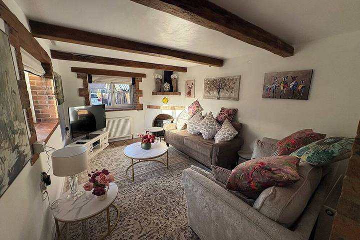 Holiday home for 4 people, with balcony, with pets in Holt