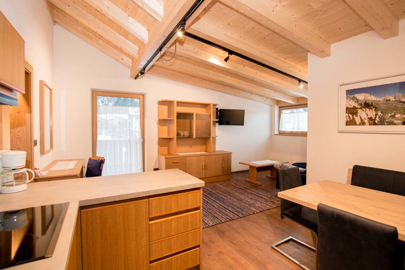 Ganze Wohnung, 3-Zimmer Ferienwohnung Erta mit Bergblick, Wlan & Terrasse in San Vigilio di Marebbe, Enneberg