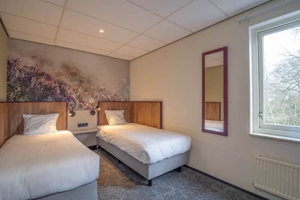 Relax & Explore: Near Drents Museum with Indoor Pool and National Park Access in Drenthe