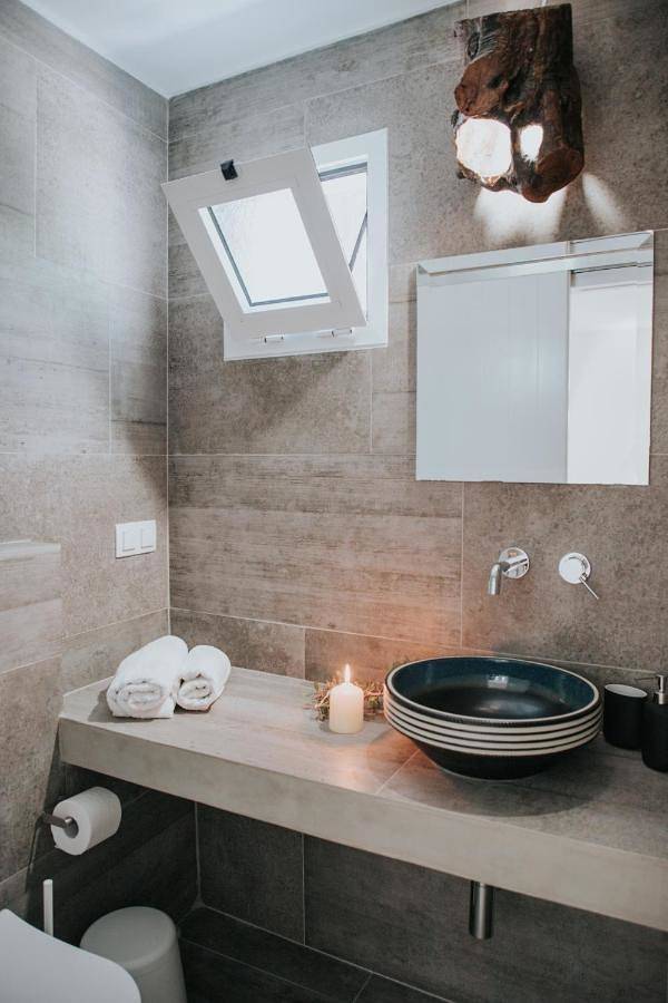Superior Double or Twin Room with Sea View in Mylopotas, Íos