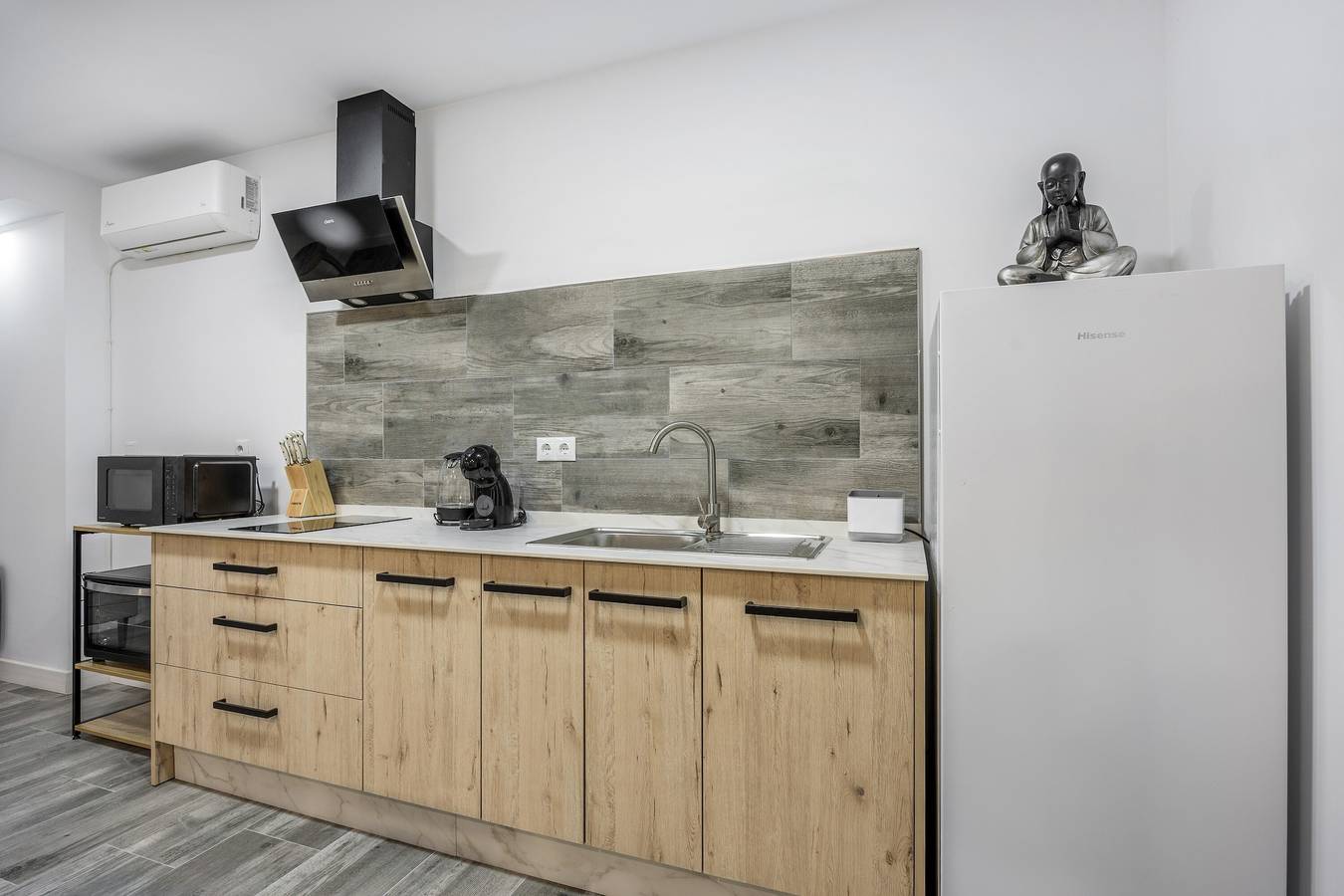 Ganze Wohnung, Apartment 'Tom-isi' mit Wlan und Klimaanlage in Rota, Costa de la Luz