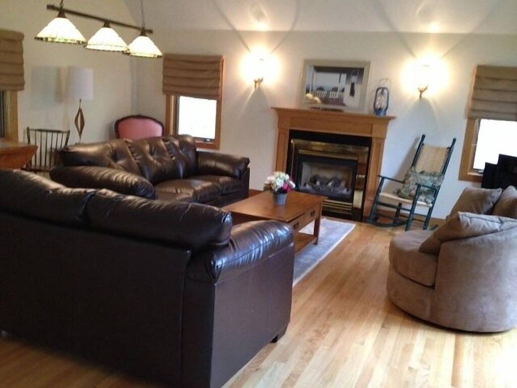 Moultonborough 4Br, 2400Sf, Suissevale, 1/2 ml zum Strand, 3 ml Castle in Clouds in Moultonborough, Lake Winnipesaukee