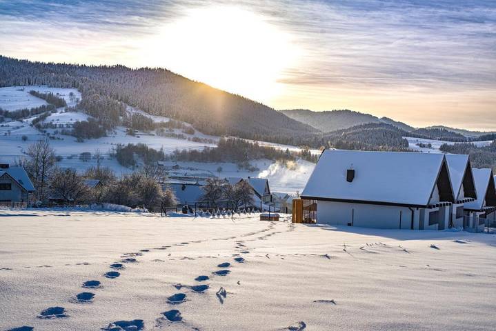 Domek letniskowy dla 7 osób, z basen i ogród oraz widok na Małopolska