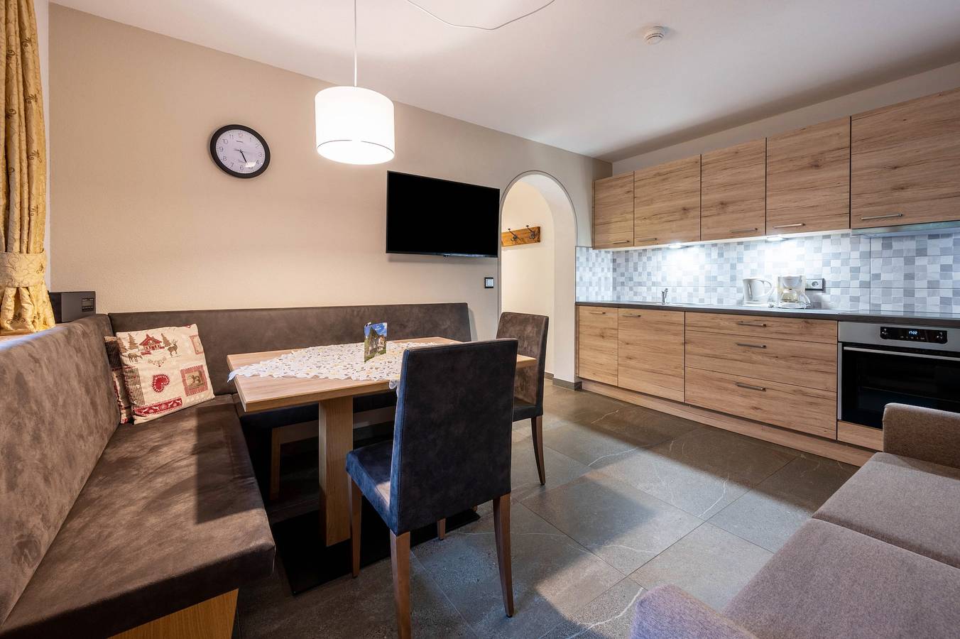 Appartamento intero, Appartamento "Rauchkofel" con vasca idromassaggio e giardino in comune in Valle Aurina, Alpi della Zillertal