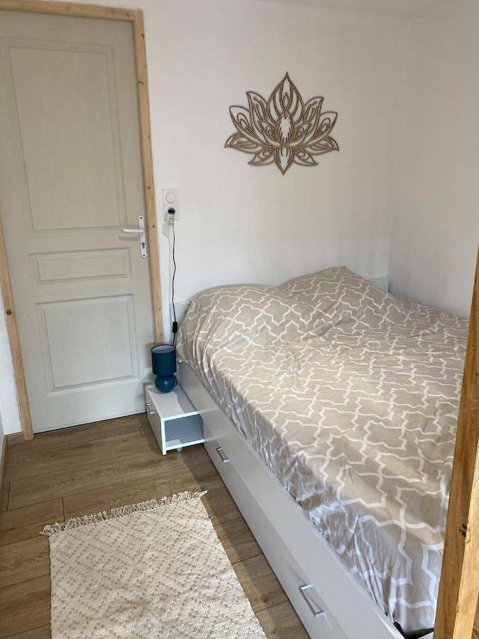 Gîte pour 2 personnes, avec Terrasse et Vue à Thyez - 4