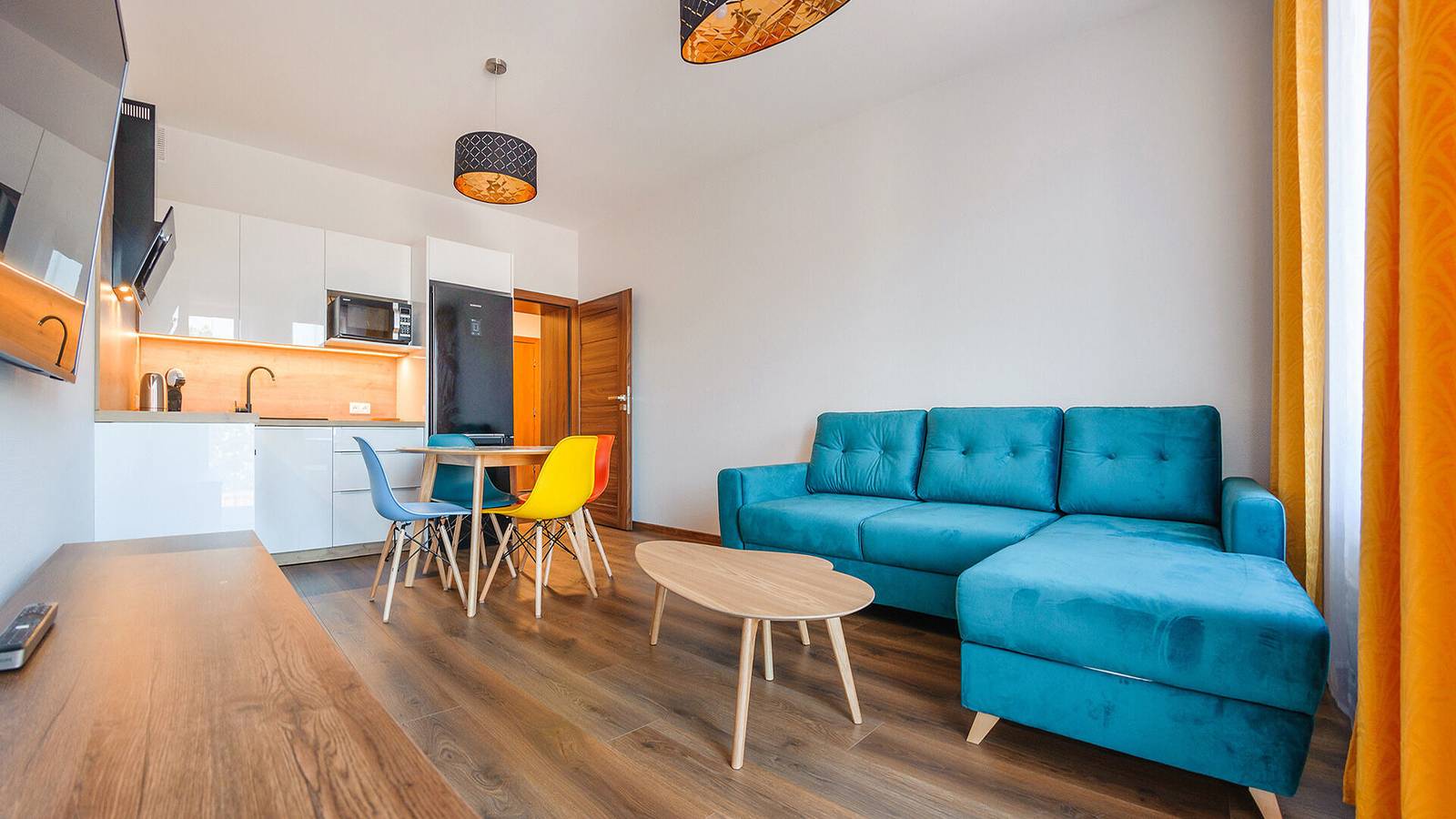 Cały apartament wypoczynkowy, Apartament wakacyjny dla 4 osób z balkon in Ustka, Morze Bałtyckie