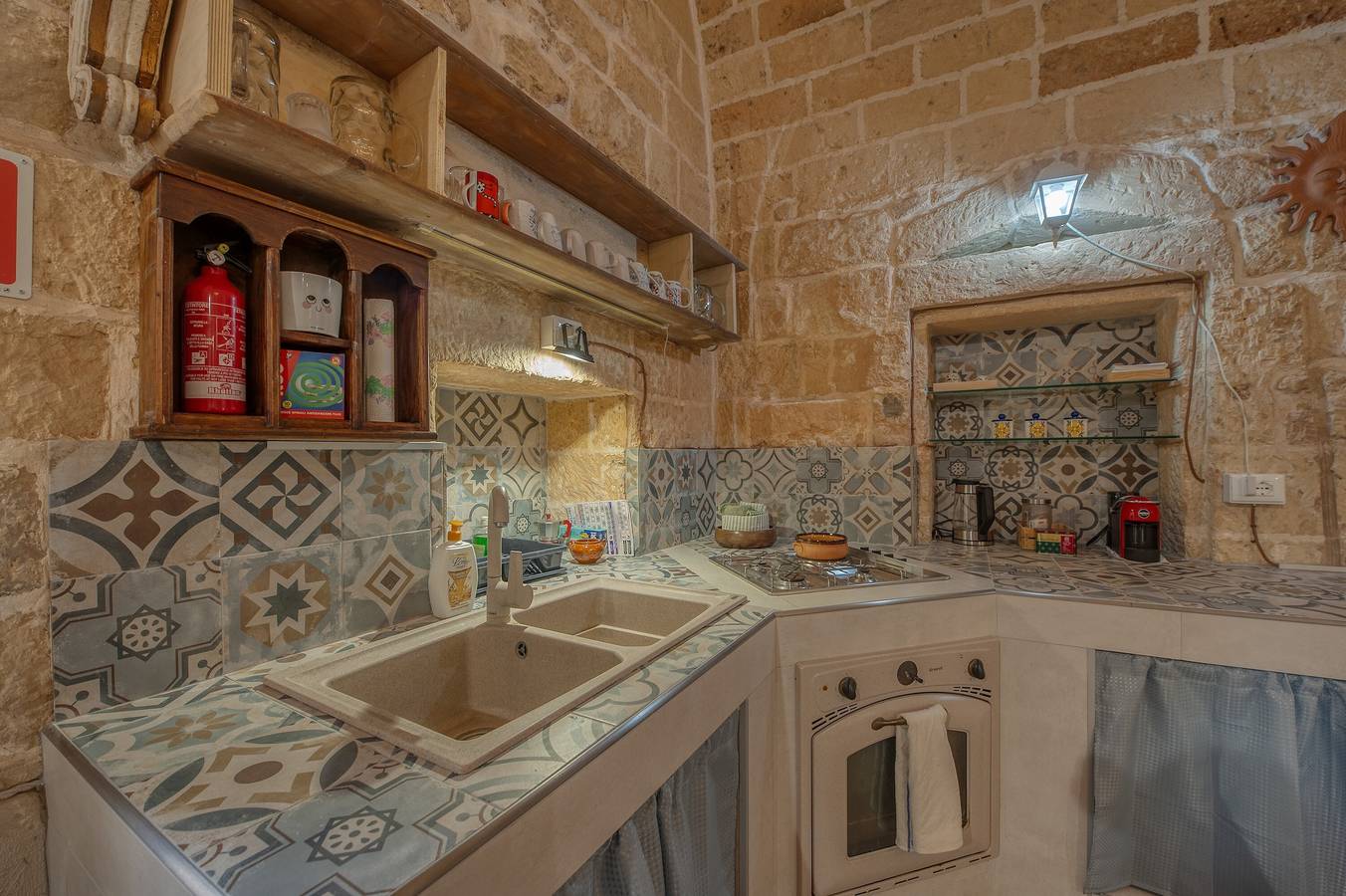 Appartement entier, Appartement 'San Leonardo Apartments - Suite' avec Wi-Fi in Lecce, Province de Lecce