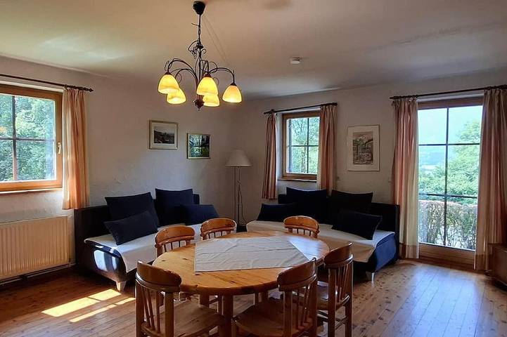 Ferienwohnung für 8 Personen, mit Balkon und Garten - 1