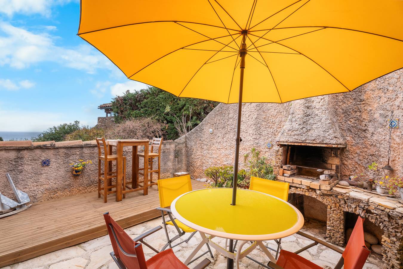 Bastidon mit Terrasse und Zugang zum Meer in Carqueiranne in Carqueiranne, Parc national Port-Cros