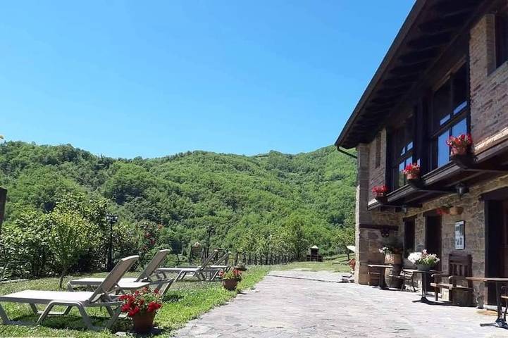 Blockhütte für 5 Personen, mit Garten und Balkon - 1