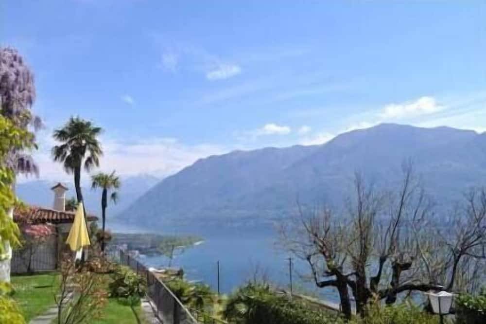 Romantisches Studio mit Aussicht auf den Lago Maggiore und die Alpen in Ronco sopra Ascona, Tessiner Alpen