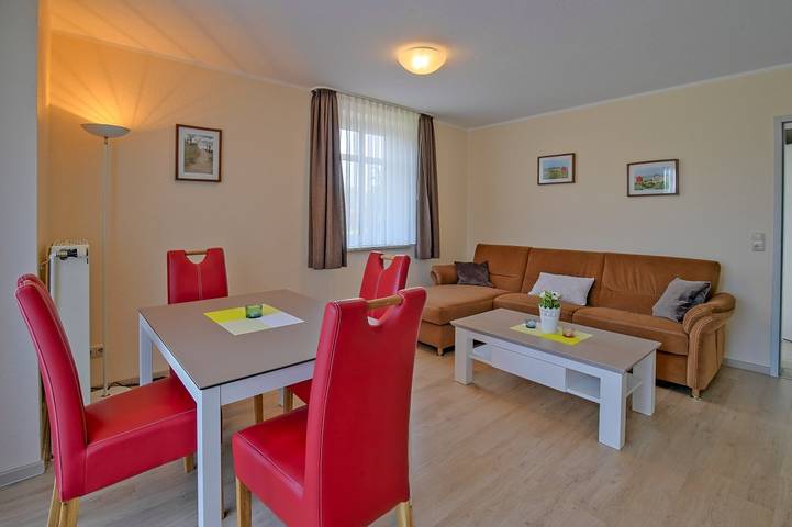 Ganze Ferienwohnung, Ferienwohnungen Strandhafer & Sanddorn - Fw "Strandhafer" - Heinrich-Tiarks-Straße 10 in Horumersiel, Wangerland