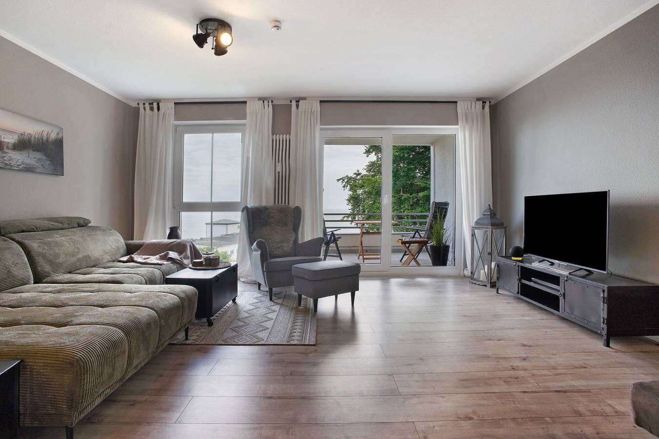 Ganze Wohnung, Ferienwohnung 'Hafenblick' mit Meerblick, Balkon und Wi-Fi in Sassnitz, Nationalpark Jasmund