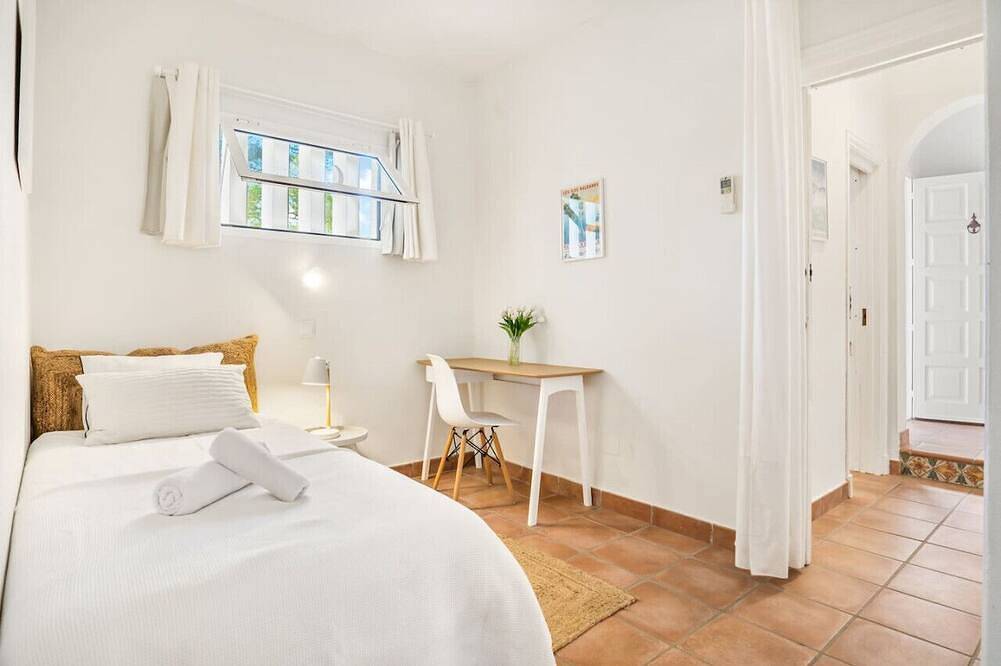 Villa Monte Peñedo, heated pool, large groups in Son Parc, Es Mercadal