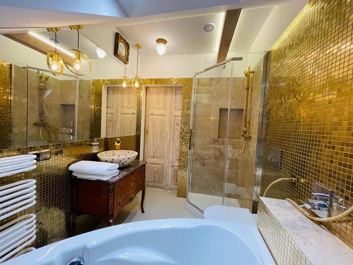 Apartament wakacyjny dla 4 osób, z Jacuzzi i Widok w Supraśl