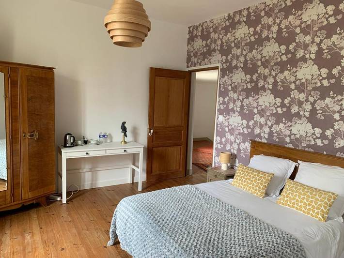 Location de vacances pour 2 personnes, avec jardin et piscine ainsi que terrasse et vue, animaux acceptés à Loriol-du-Comtat - 2