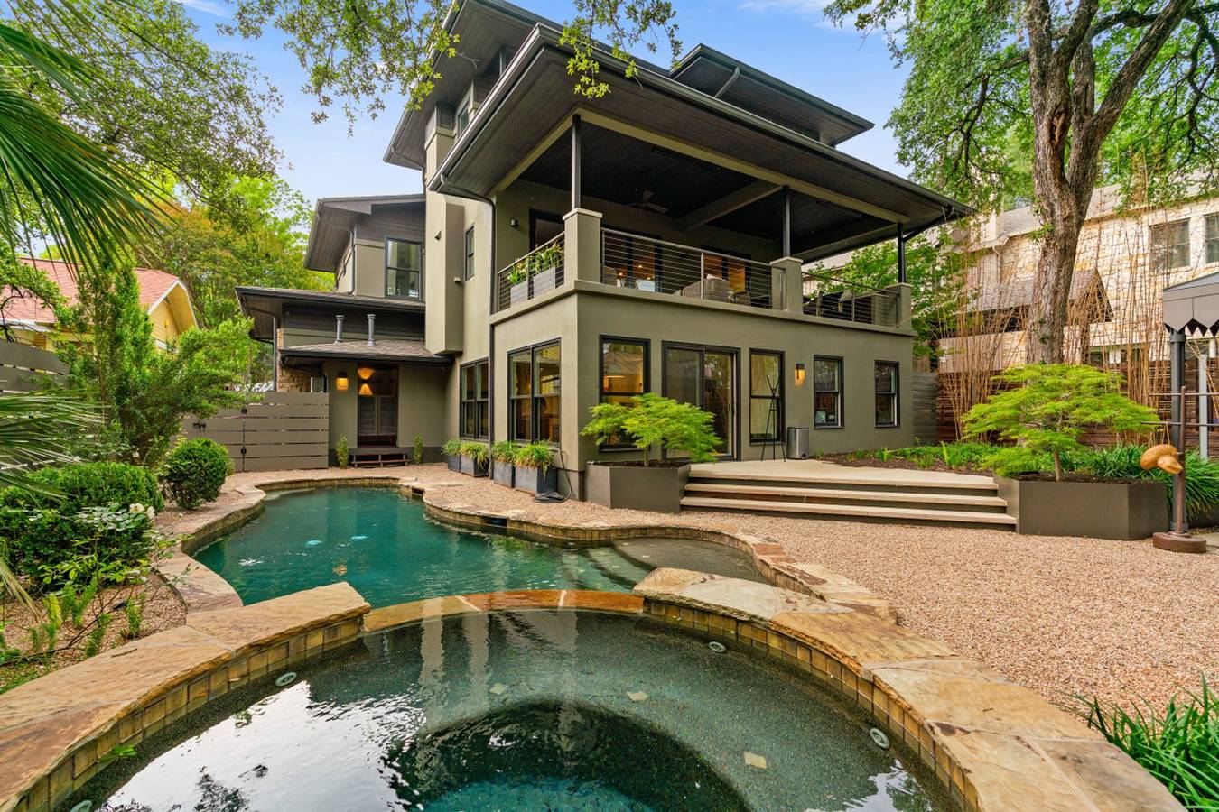 Downtown Retreat: sleeps 24 : 2 Pools/Spas : Gyms : Game Rooms : Fire Pit in Austin, Condado de Travis