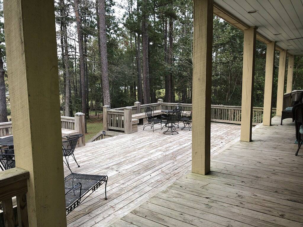 Beleuchtetes Path Lake House - Schönes Wasserfronthaus auf Sam Rayburn in Sam Rayburn Reservoir