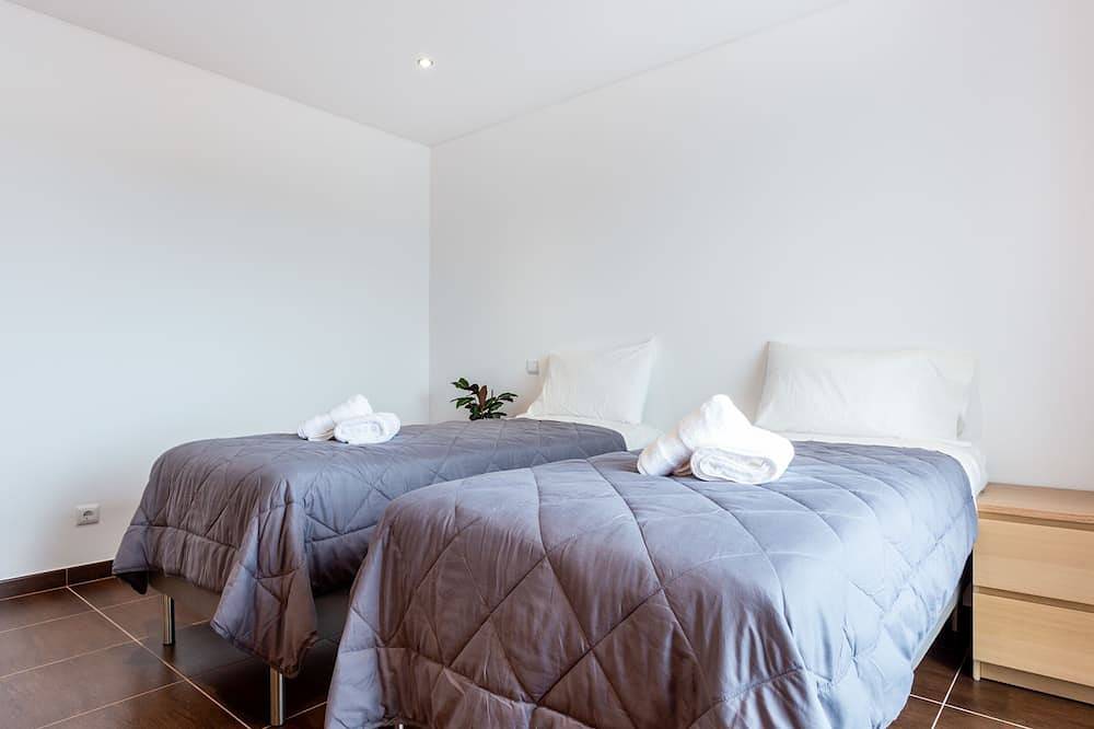 Casa Chic - Minimalistisches 3 Schlafzimmer mit toller Aussicht in Raposeira, Vila do Bispo