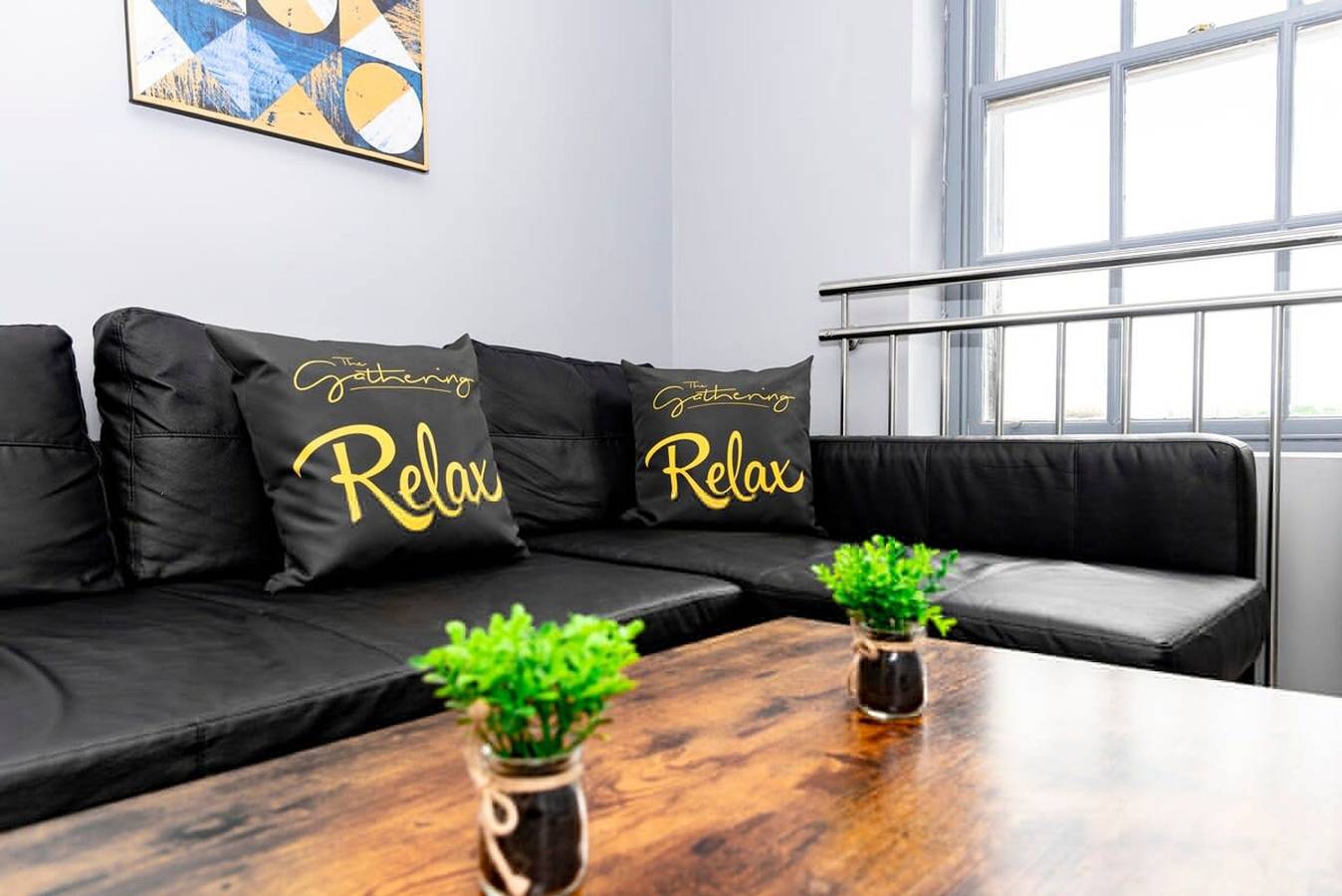 Entire apartment, The Eisteddfod - Berwyn House Central Wrexham in Wrexham, Wrexham region