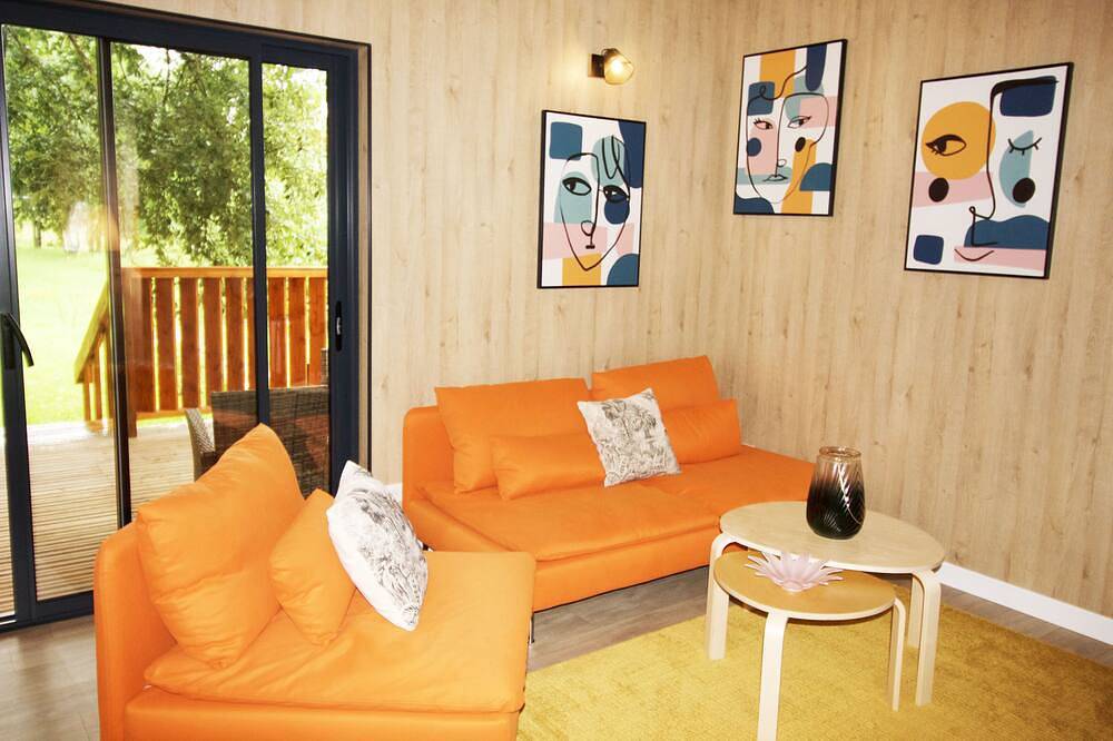 Le Renard Air-Conditioned Wooden House in Doucier, Jura