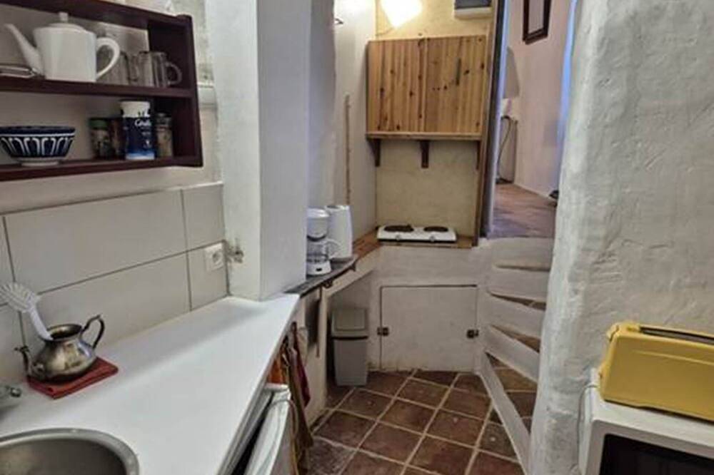 Appartement entier, Appartement, deux chambres in Broquiès, Parc naturel régional des Grands Causses