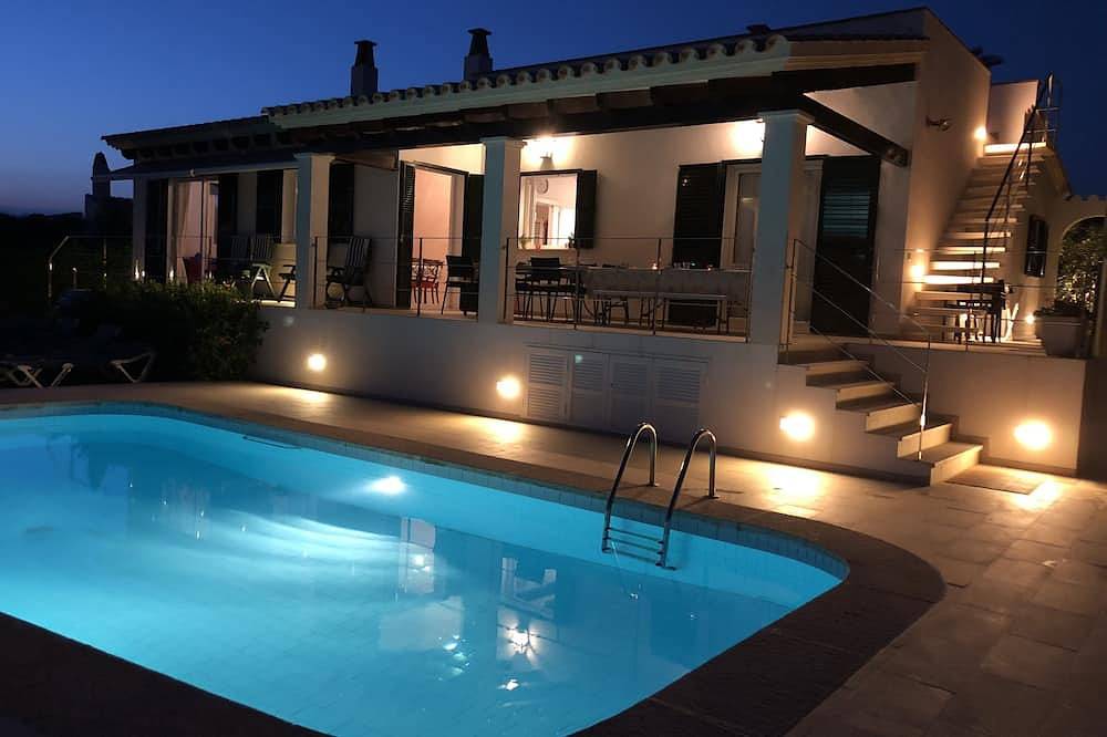 Summerhouse with Sea Views walking distance to the beach in Binibeca, Sant Lluís