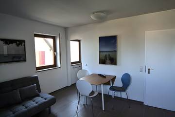 Ferienwohnung für 2 Personen, mit Seeblick, mit Haustier in Untersee