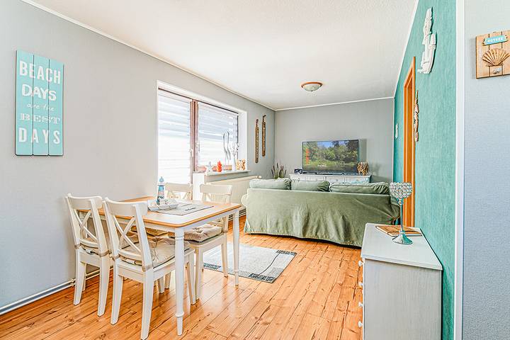 Ferienhaus für 4 Personen, mit Terrasse und Garten in West Rügen - 2