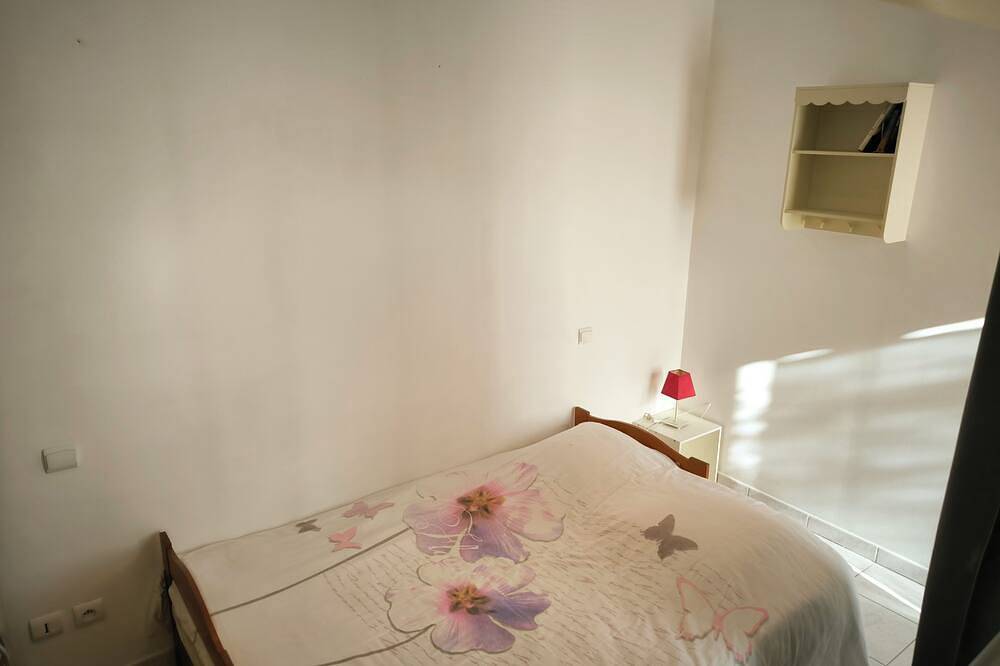 Ganze Wohnung, Mietpreis für das Apartment für maximal 8 Personen, kontaktieren Sie uns für 12 in Menton, Nizza und Umgebung