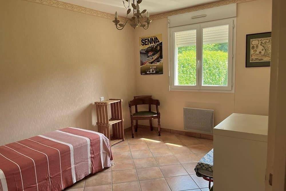 Maison Village vue Nature in Nant, Parc naturel régional des Grands Causses