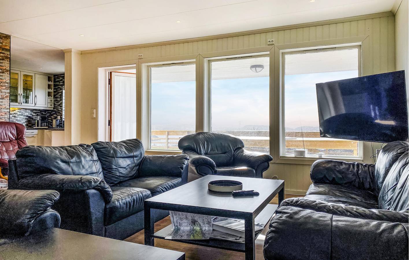 Ferienhaus für 13 Personen mit Garten in Frøya