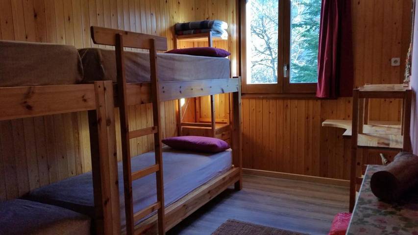 Location de vacances, avec Terrasse ainsi que Jardin et Vue à La Molina - 4